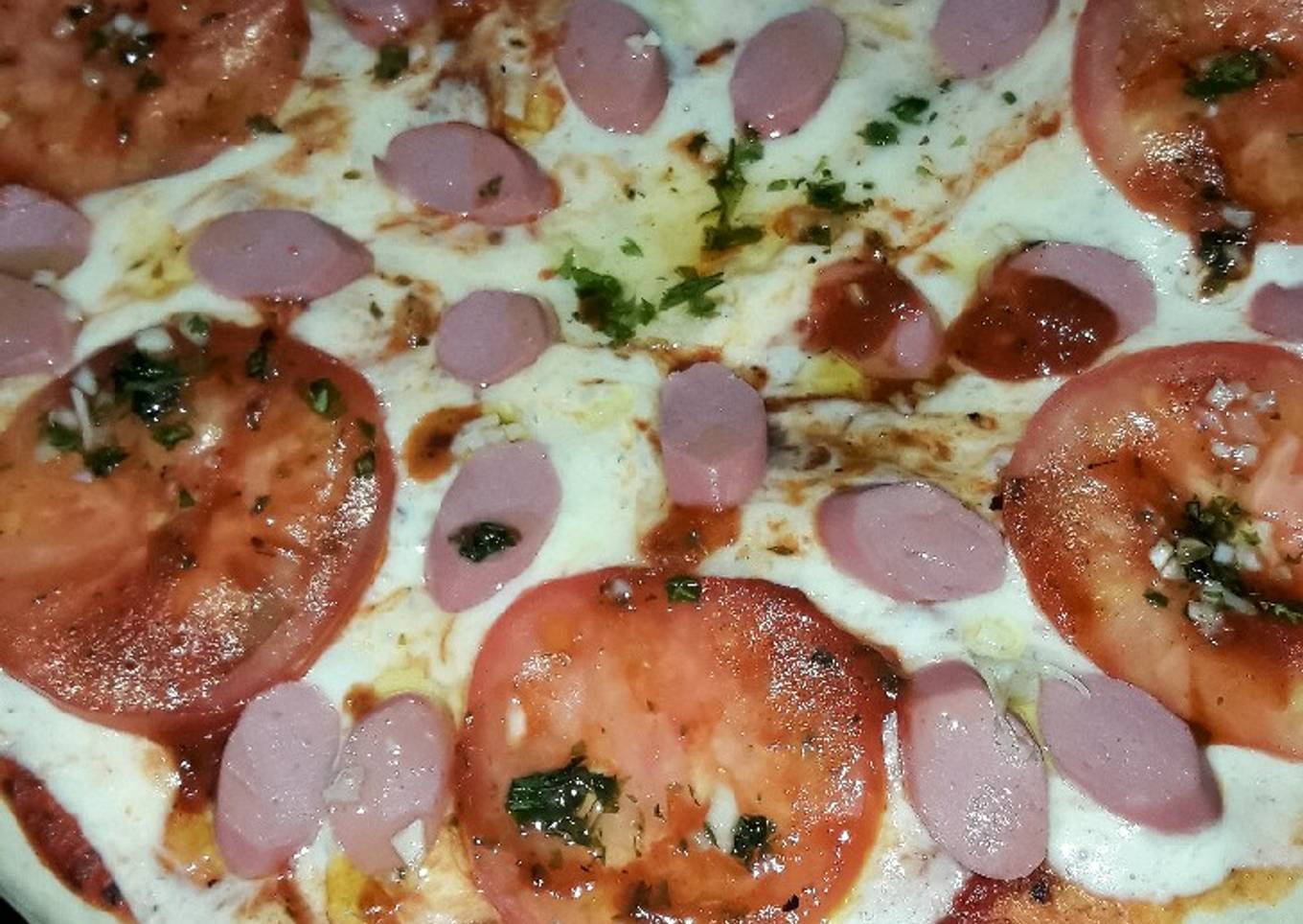 Pizzas casera media masa c/ jamón, queso, tomate y fugazzeta! 🍕