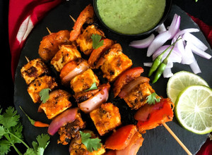 A picture of Achari Paneer Tikka.