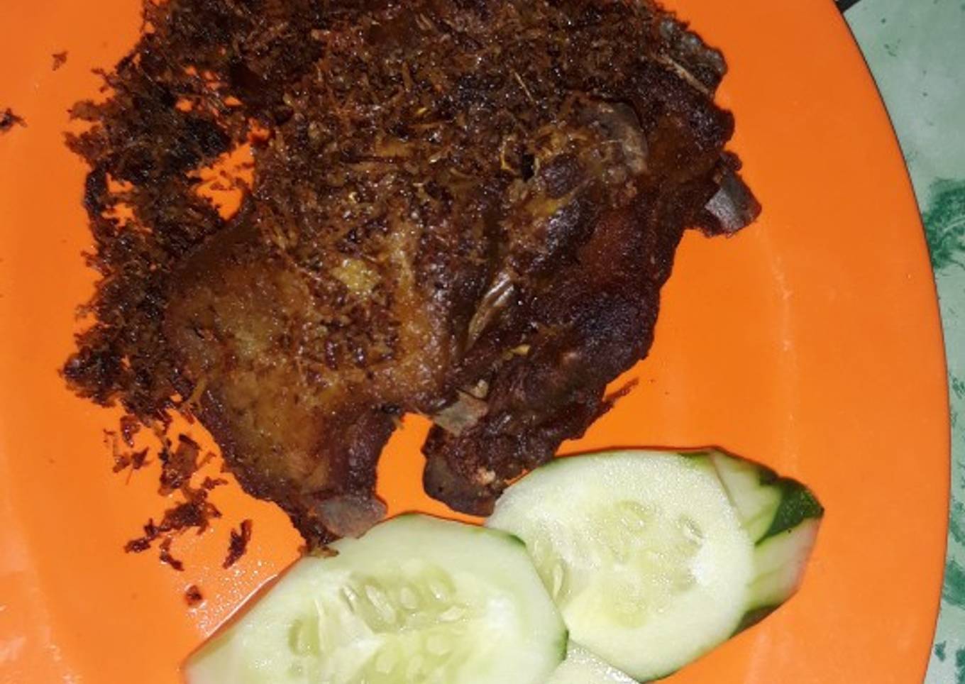 Bebek goreng khas madura