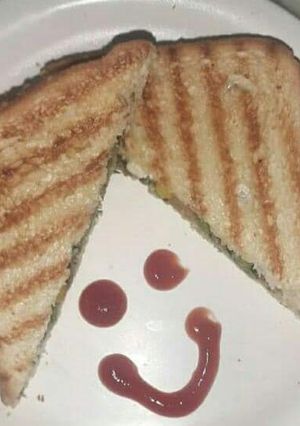 A picture of Grilled sandwich.