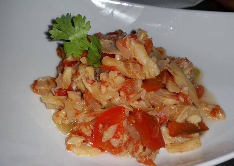 Bacalao guisado al estilo Dominicano Receta de Chef Diosa