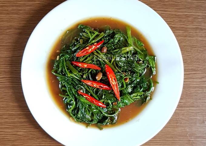 Tumis Kangkung Tiram Tauco