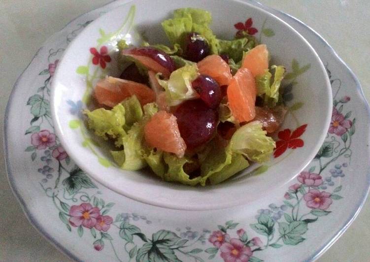  Resep  Salad  buah  oleh Widz SheyraGraha Cookpad