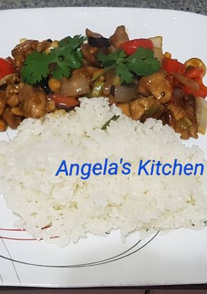 A picture of Kung Pao Chicken.