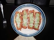 A picture of chile guac