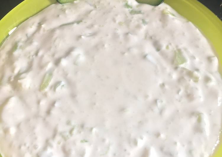 Simple Way to Prepare Ultimate Tzaziki 🇬🇷 Grecia 🇬🇷(con yogurt greco auto prodotto)