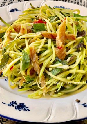 Hình của món Gỏi Xoài Cá Khô Sặc.