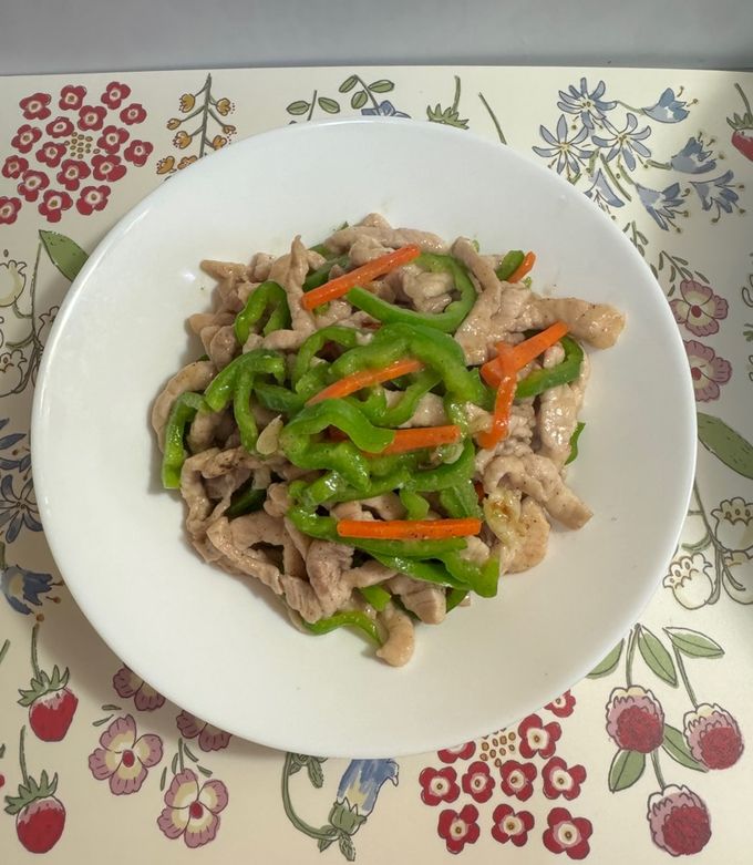 青椒炒豬肉絲 的食譜成品照片