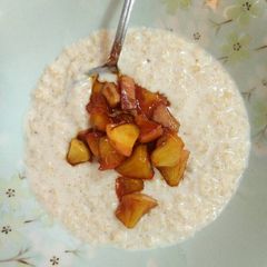 A picture of Apple Cinnamon Oatmeal.