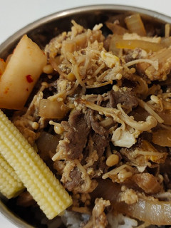 牛肉丼飯 的食譜成品照片