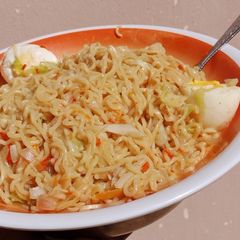 A picture of Breakfast with Indomie.