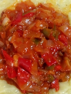 Una foto de Guarnición de patata con pisto