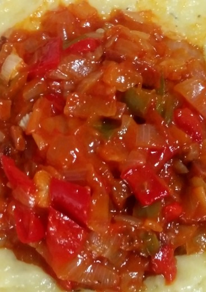 Una foto de Guarnición de patata con pisto