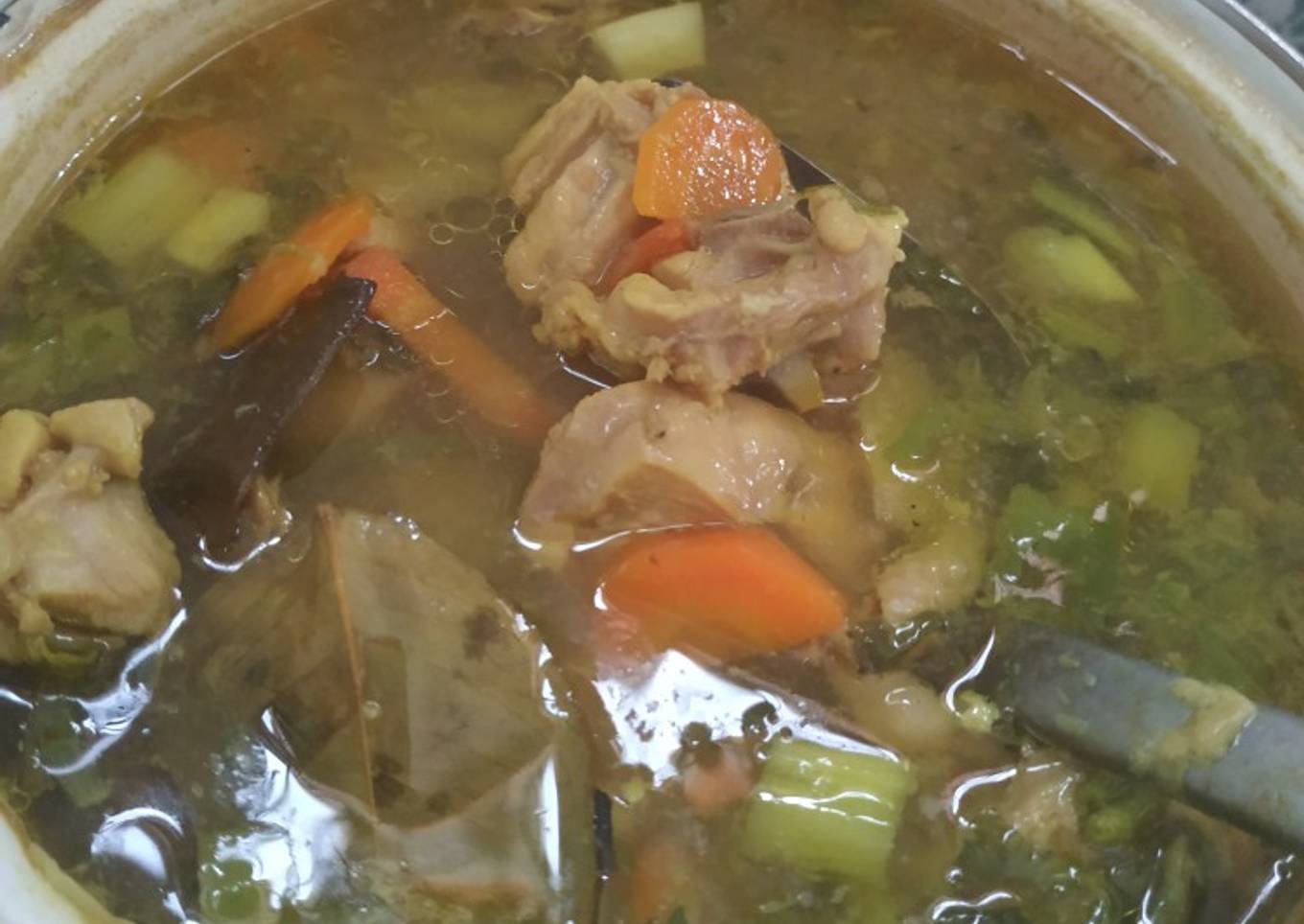 33. Sup ayam