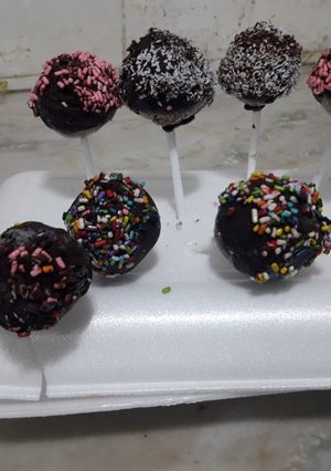 Una foto de Cake pops - chupetin de trufas