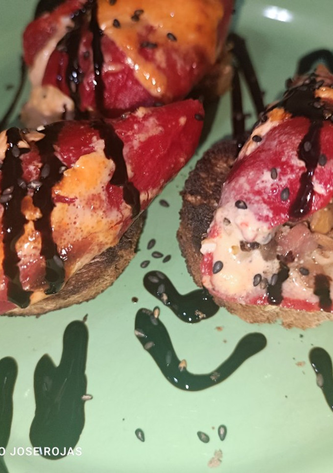Una foto de Pimiento de piquillo rellenos