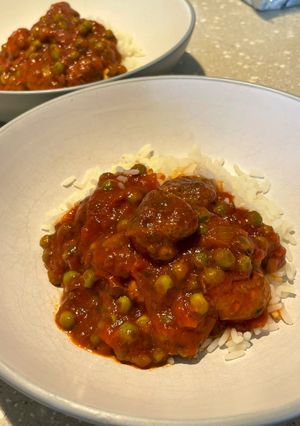 A picture of Football Inspired Lamb Meatballs ⚽️.