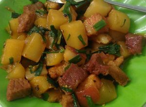 Hình của món Thịt kho củ cải.