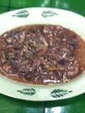 Filetes con champignons al vino tinto ©