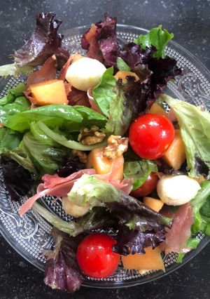 Une photo de Salade aux couleurs de l’été