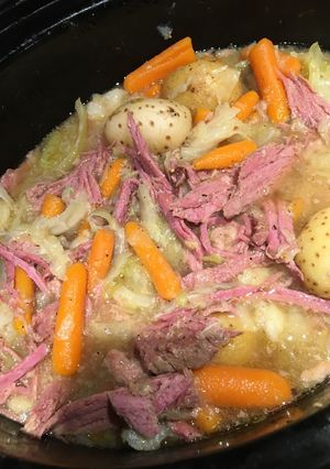 A picture of Crockpot Corn beef and Cabbage.