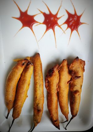 A picture of Mirchi Pakoda.
