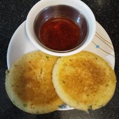 A picture of Crispy suji dhokla.