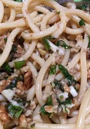 Una foto de 😍Fideos al pesto 🍽