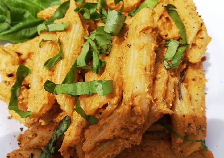 Vodka (or not) Pasta Sauce - oil free & VEGAN Vodka (or not) Pasta Sauce - oil free & VEGAN