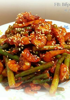 Hình của món Ngồng tỏi xào tôm khô 마늘쫑 새우볶음.