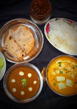 A picture of Punjabi (karwachauth)dinner.