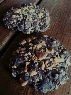 Una foto de Galletas de chocolate, avena y canela