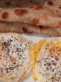 A picture of Half Fried egg.