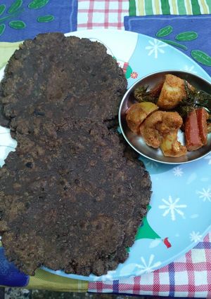 A picture of Ragi theple.