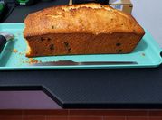 Una foto de budin de vainilla con aceite