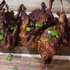 Crispy fried quails A picture of Crispy fried quails.
