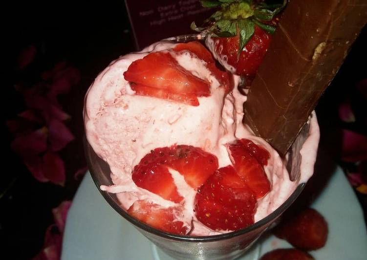 Strawberry Jello icecream