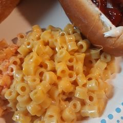 A picture of Old School Macaroni and Cheese.