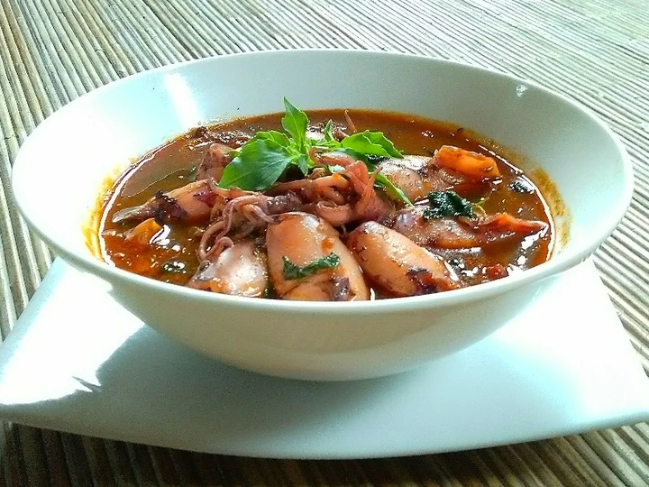 Cara Mudah Membuat Resep Cumi pedas kemangi yang Sempurna Anti Ribet, Lezat Sekali