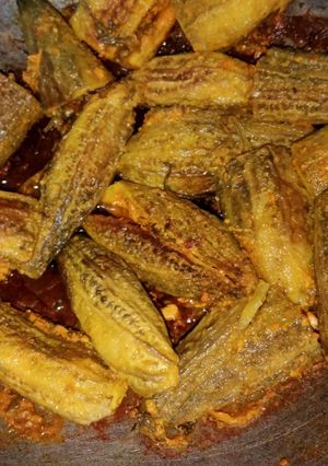 भरवा करेले (Bharwan karele recipe in hindi) रेसिपी मुख्य फोटो