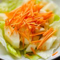 A picture of Salad Lê Cà Rốt Sốt Mù Tạt Mật Ong.