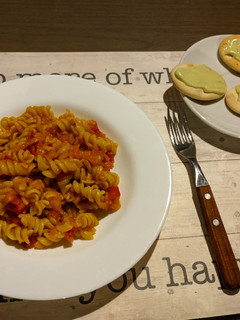 Una foto de Fideos con Salsa de Zapallo
