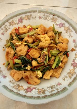 Foto resep Tumis Sawi Hijau Campur Tauge dan Tahu