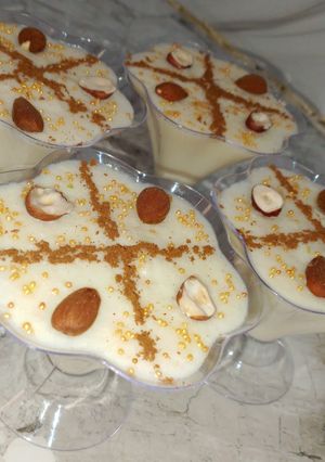 صورة لوصفة 🍮 محلبي الارز بالقرفة والمكسرات (تحلية ناعمة وسهلة)