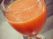 A picture of papaya juice