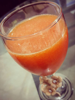 A picture of Papaya Tropical Juice.