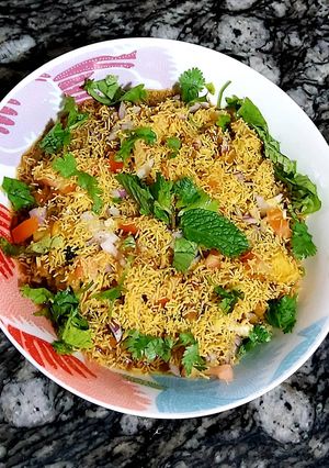 A picture of Garlic chana chaat😋.