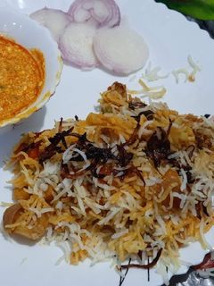 વેજ બિરયાની (Veg. Biryani Recipe In Gujarati) રેસીપી મુખ્ય ફોટો
