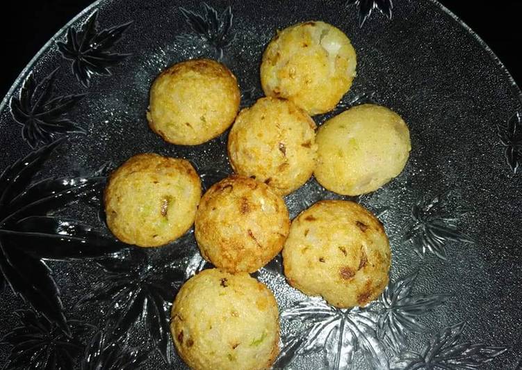 Moong daal fritters in appe pan