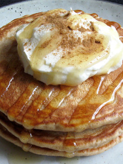 A picture of Gingerbread Flavoured Pancakes.